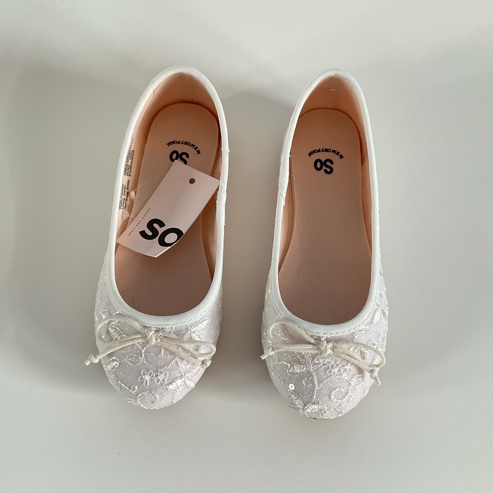 So pensacola white lace Ballet flats‎ toddler Girls shoes size 12